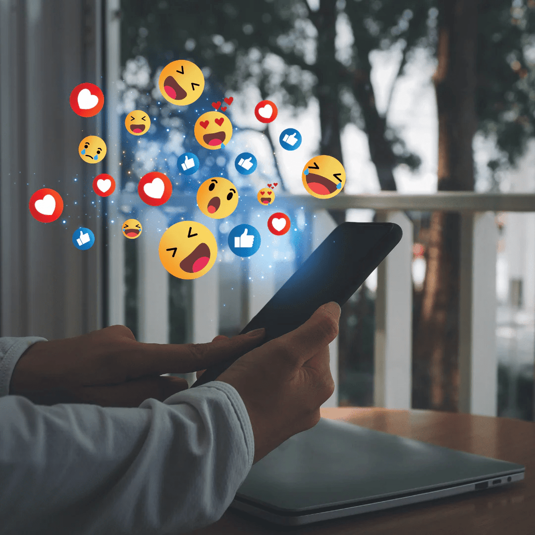 animated social media icons